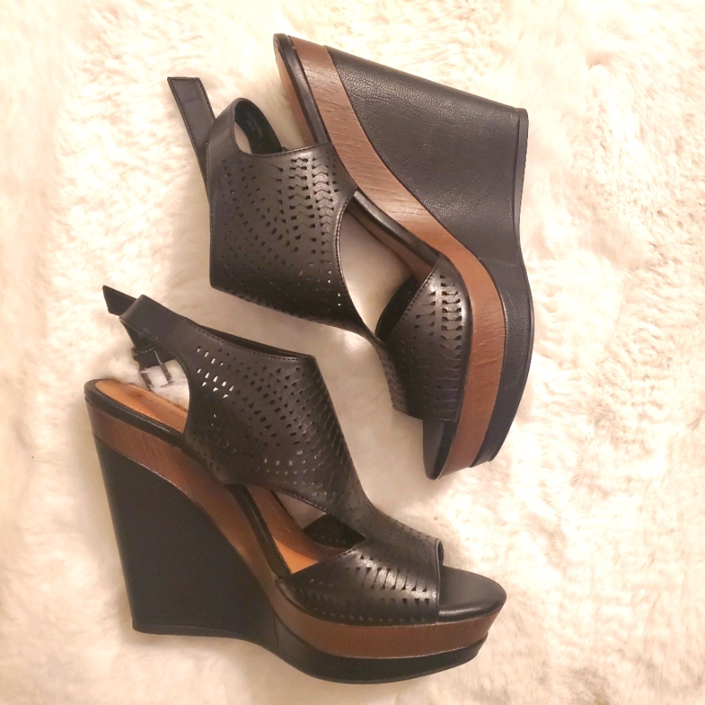 Black Sandals